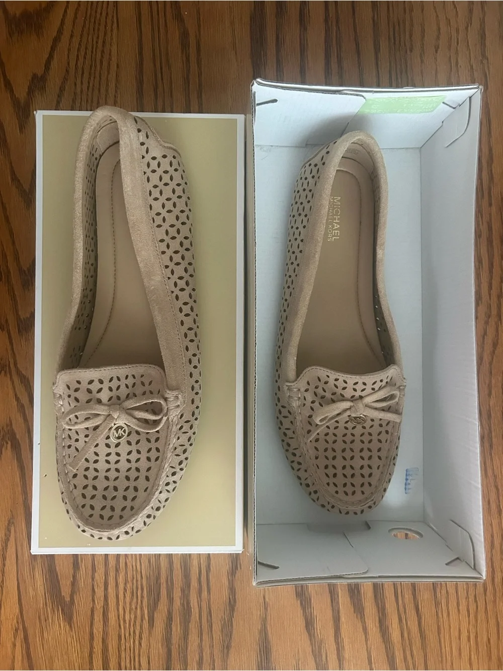 Michael Kors Olivia Women’s Laser-Cut Bow Loafers in Light Tan/Khaki